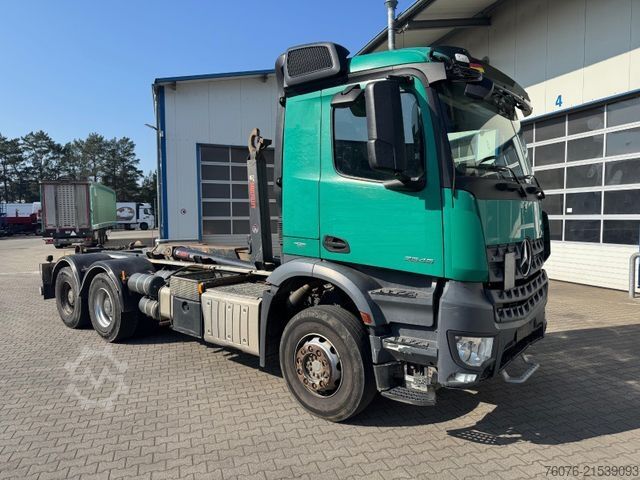 Kroklastbil MERCEDES-BENZ 2645 L 6x4 Multilift Klima