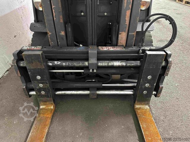 Elektromos négykerekű targonca Linde E 25-01 - TRIPLEX 4,5 m
