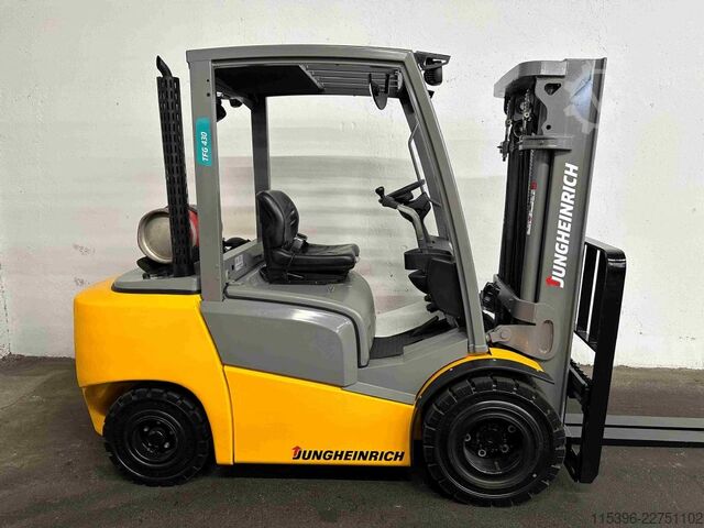 LPG targoncák Jungheinrich TFG 430 - TRIPLEX 4,4 m
