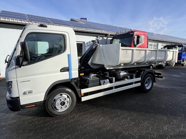Telehoist konténeres teherautó Fuso Canter FUSO 7C18 City Abrollkipper Miete