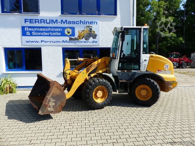 Nakladač Liebherr L508