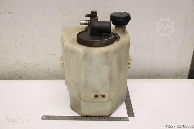 Servovloeistofreservoir hydrauliektank unbekannt 310/270/H370 mm