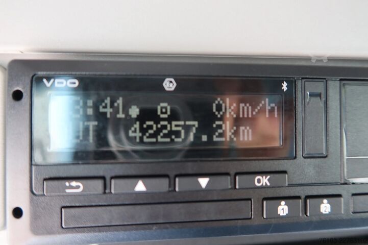 Mala Iveco EuroCargo 120 E 250. 7 Persoons, manschappenwag...