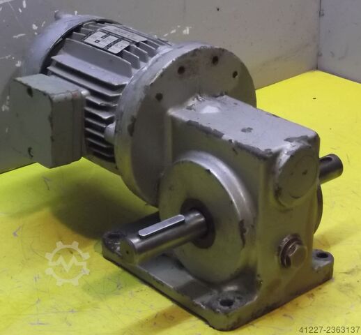 Tandwielmotor 0,37 kW 21 tpm Panzeri Typ 71