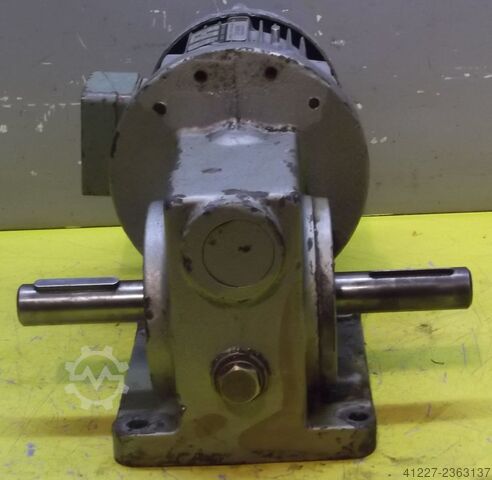 Tandwielmotor 0,37 kW 21 tpm Panzeri Typ 71