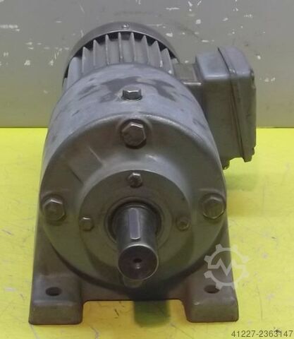 Getriebemotor 0,37 kW 160 U/min SEW-EURODRIVE R52VD71N-4