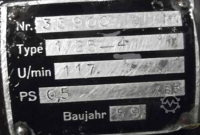 Tandwielmotor 0,37 kW 117 tpm BEN BDF25-4