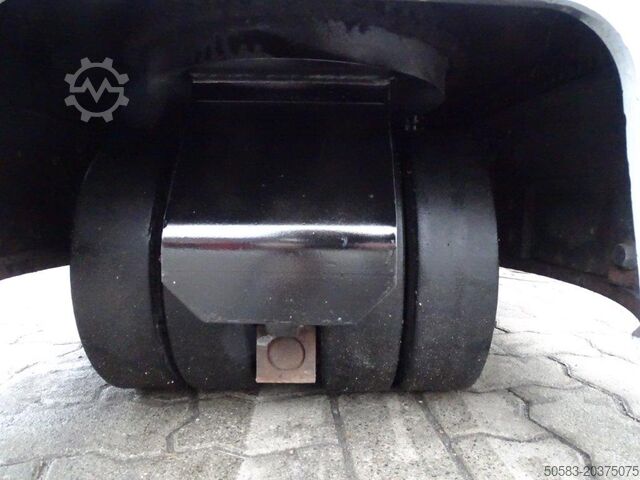 Vierwege Seitenstapler Hubtex MQ50 - TRIPLEX