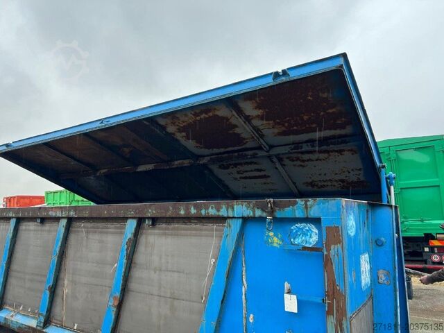 Container cu cârlig CONTAINER SCARRABILE USATO CON COPERCHIO