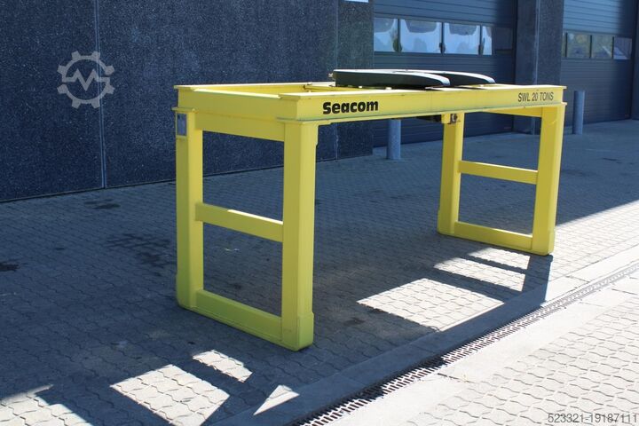 Equipamentos pesados Seacom TRESTLE 20T