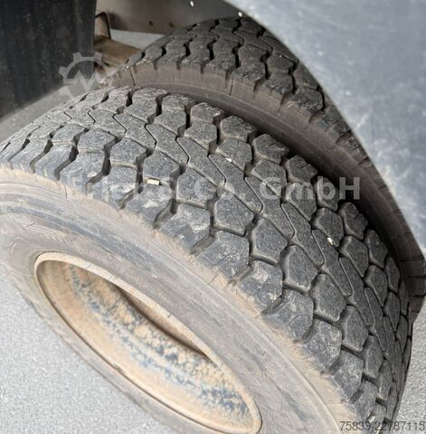 Ciężarówka z płaską platformą MERCEDES-BENZ 814, ATLAS 60.1, 4 Ausschübe, TÜV bis 06/27