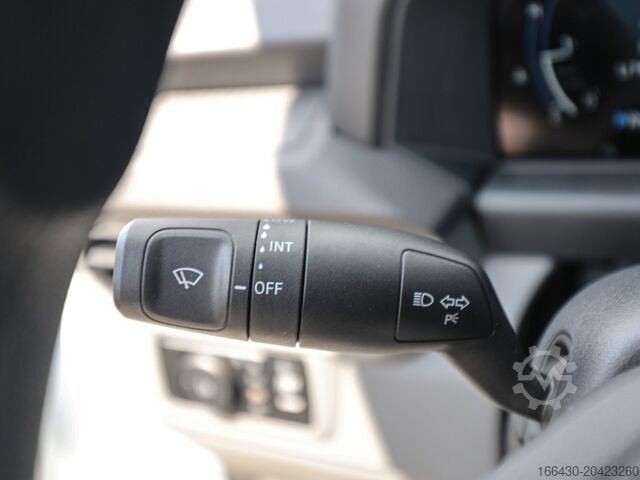 Minibus VW T7 Transporter Kasten 2.0l TDI 4MOTION LR 8-Gang