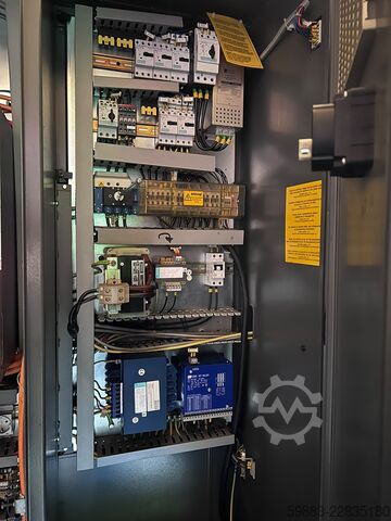 Gereedschapsslijpmachine Walter HMC 500