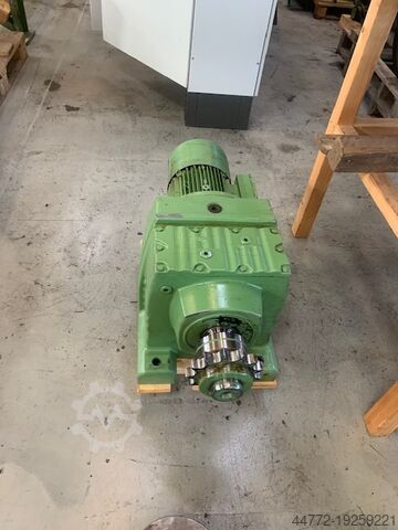 Dubbele zoom- en herzaagcirkelzaag EWD DK 90 - 1000 / RET / KB / ASV