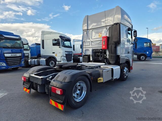 Standaard trekker DAF XF 450 FT SUPER SPACE CAB