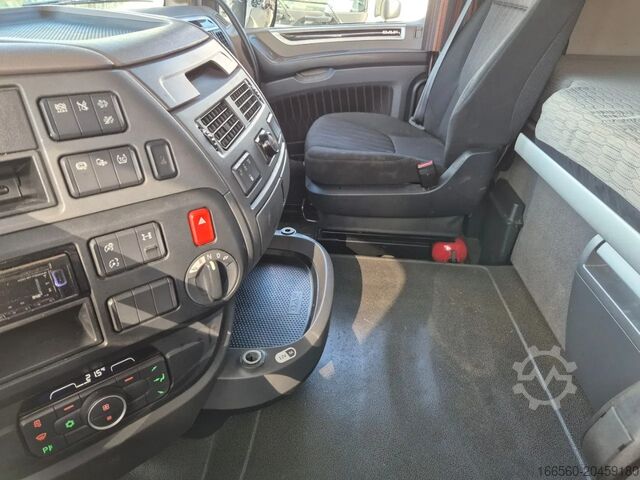 Standaard trekker DAF XF 450 FT SUPER SPACE CAB