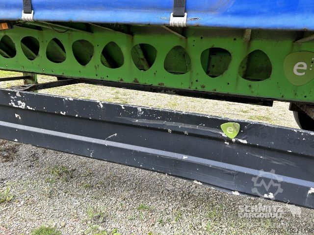 Öppen semitrailer med kapell Berger Curtainsider Coil