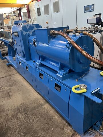 Ekstruder med to skruer Leistritz ZSE 60 MAXX