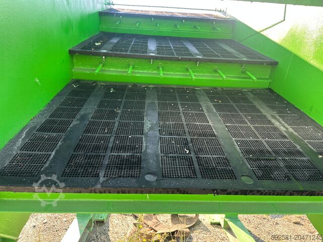 Vibrerande sikt med tre funktioner