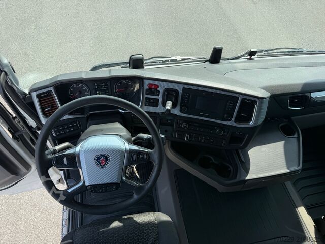 Standaard trekker SCANIA R 450