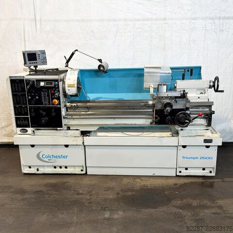 Draaibank met gap-bed **Used Colchester Triumph** VS 2500 Gap Bed Centre Lathe