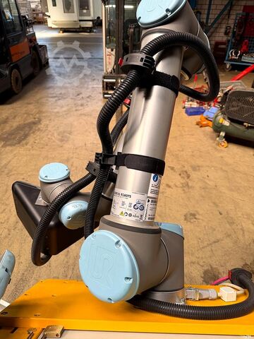 ρομπότ συνεργασίας Universal Robots UR 10 Cobot