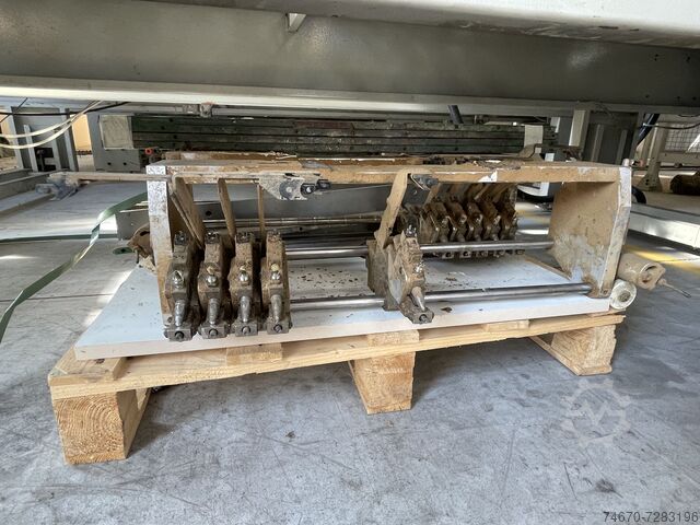 Automatische boor- en pengellijn BIESSE