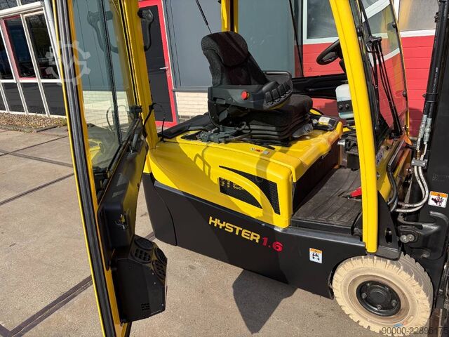  Hyster J1.6 XNT LWB 766 HOURS, Like new