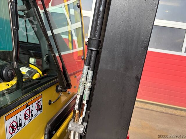  Hyster J1.6 XNT LWB 766 HOURS, Like new