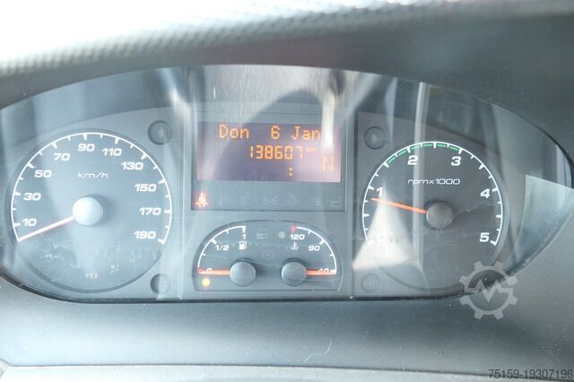 Box van iveco Daily 35 S11 C30C AUTOMATIK KAMERA MAXI KAMERA Regale LUFT - EURO 5 - CoC