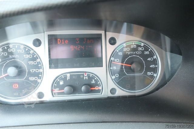 Box van iveco Daily 35 S11 C30C AUTOMATIK KAMERA MAXI Regale DURCHGANG