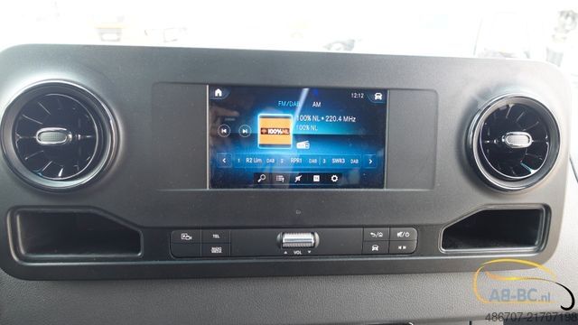 Távolsági autóbusz MERCEDES-BENZ Sprinter 519 CDI Mengerler 24 Sitze Euro 6