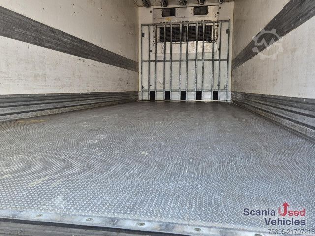Hűtőfelépítményes furgon Scania R 420 LB6x2MNB Fleisch Koffer Agg. 2018