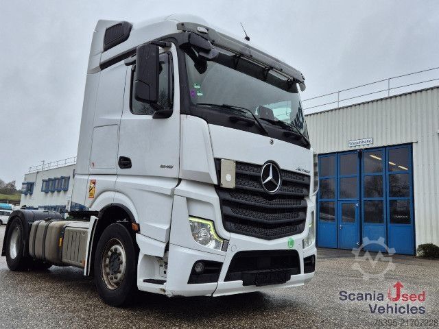 Standard nyergesvontató Mercedes-Benz Actros 1848 Retarder!