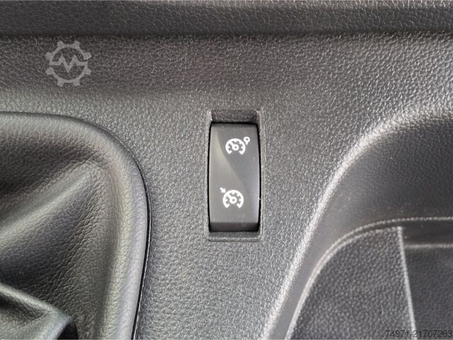 Dobozos furgon Renault Master Kasten L3H2 3,5t 2.3D*AHK Tempo PDC Klima