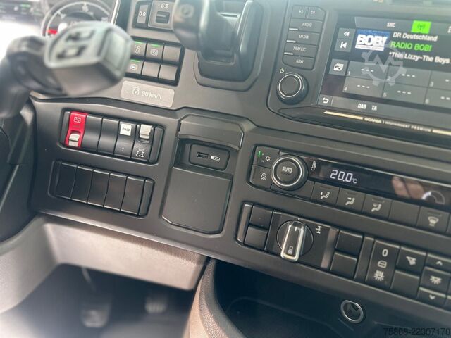 Gevaarlijke stoffen vrachtwagen SCANIA R450 Euro6D Retarder ACC ADR EXII / EXIII PTO