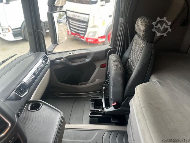 Gevaarlijke stoffen vrachtwagen SCANIA R450 Euro6D Retarder ACC ADR EXII / EXIII PTO