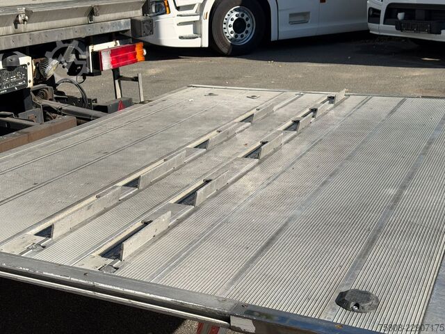 Koeltrailers SCHMITZ CARGOBULL SCB Tiefkühler Bi-Temp LBW