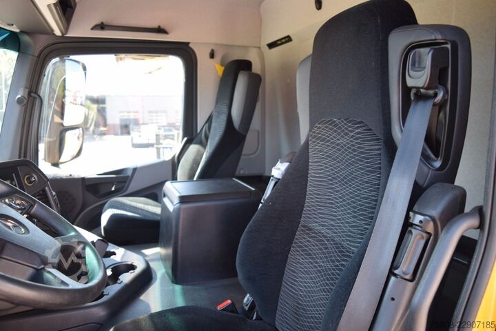 Φορτηγό πλατφόρμα με μουσαμά MERCEDES-BENZ Antos 1830 4x2 Pritche Plane 7,20m LBW 2t. AHK