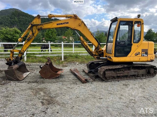 Raupenbagger Komatsu pc75 excavator w/ Hydraulic sanding bucket, cleani