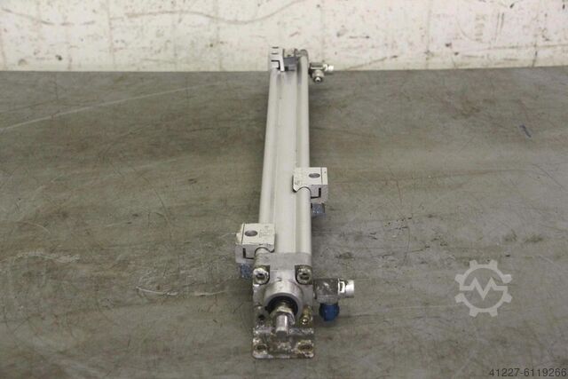 Cilindro neumático Festo DNU-32-420-PPV-A