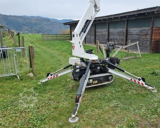 Crawler work platform oil & Steel Octopussy 14.12