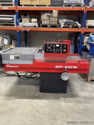 Machine voor het ontbramen van plaatmetaal Amada BR-610W