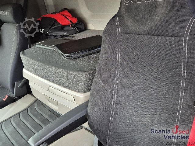 Ciężarówka do przewozu materiałów niebezpiecznych Scania G 420 A4x2NA ADR 2x PTO