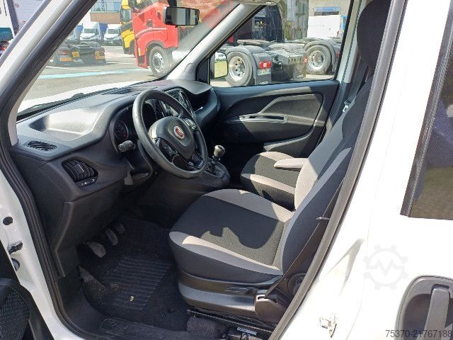 Minibus Fiat DOBLO 5 POSTI