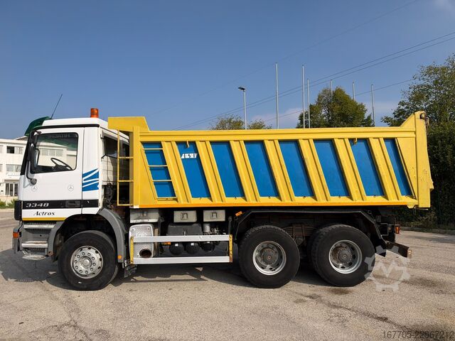 τυπική μονάδα τράκτορα Mercedes-Benz ACTROS 3348