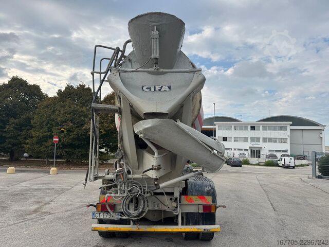 Kamion mikser za beton Astra HD7 84.38