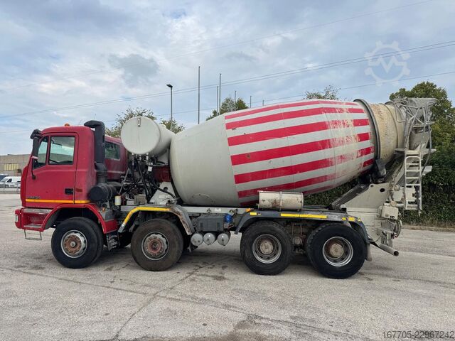 Kamion mikser za beton Astra HD7 84.38