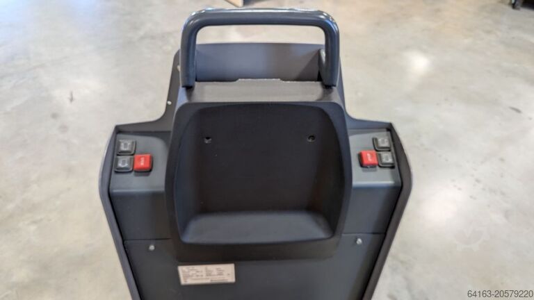 Trator Jungheinrich EZS 130