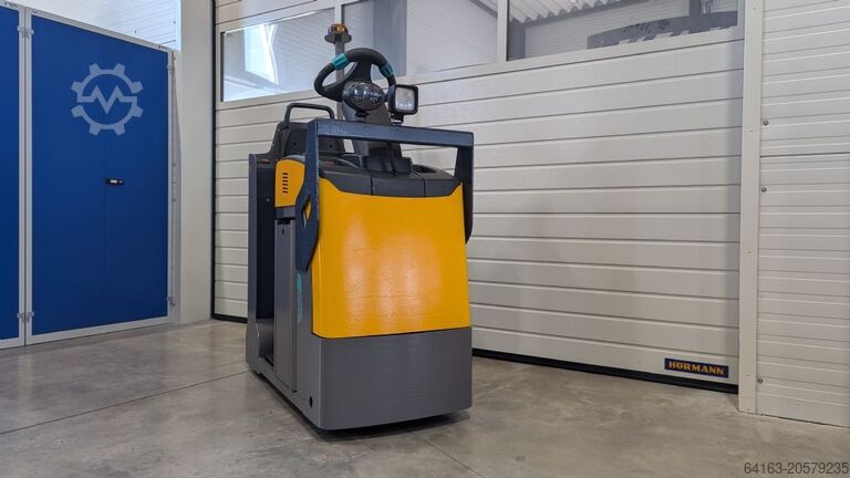 Trator Jungheinrich EZS 130 Li-Ion Batterie